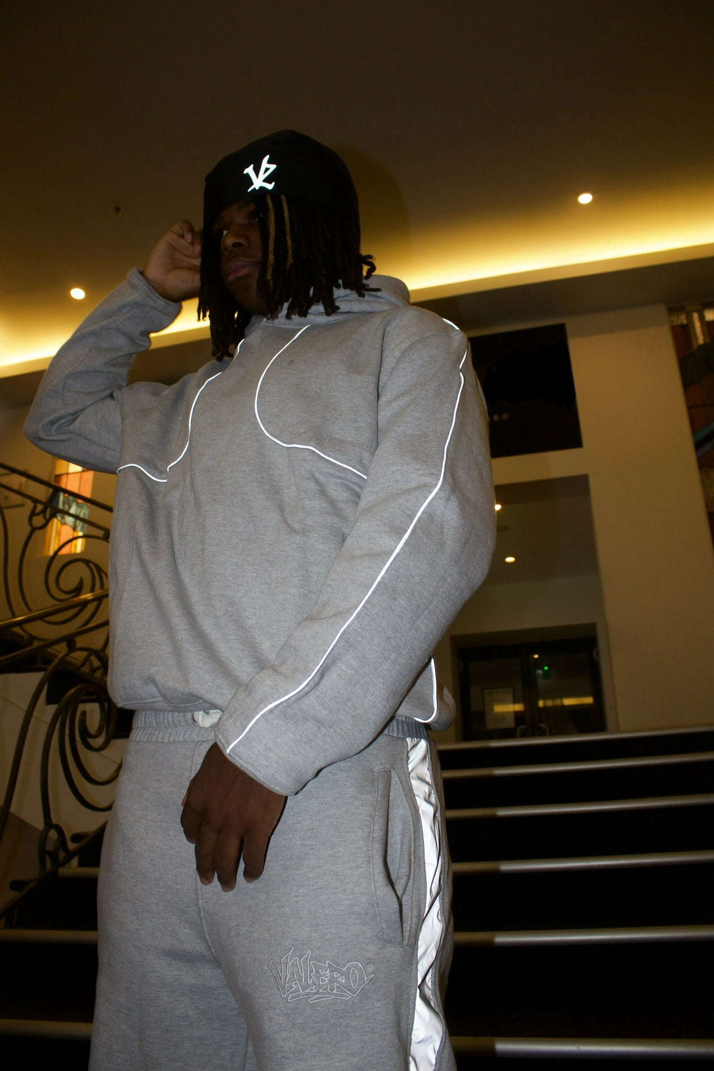 Grey reflective (hoodie)